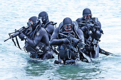 seals-rebreather.jpg